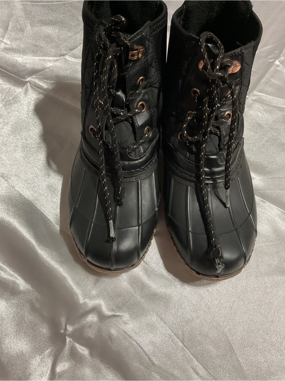 Magellan Outdoors Black Lace-Up Duck Boots Magellan The laces are damaged.
